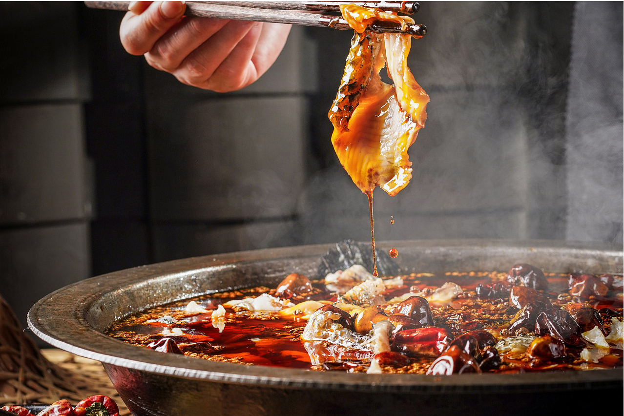 四川火锅加盟的变种形式鱼火锅是怎么发展起来的